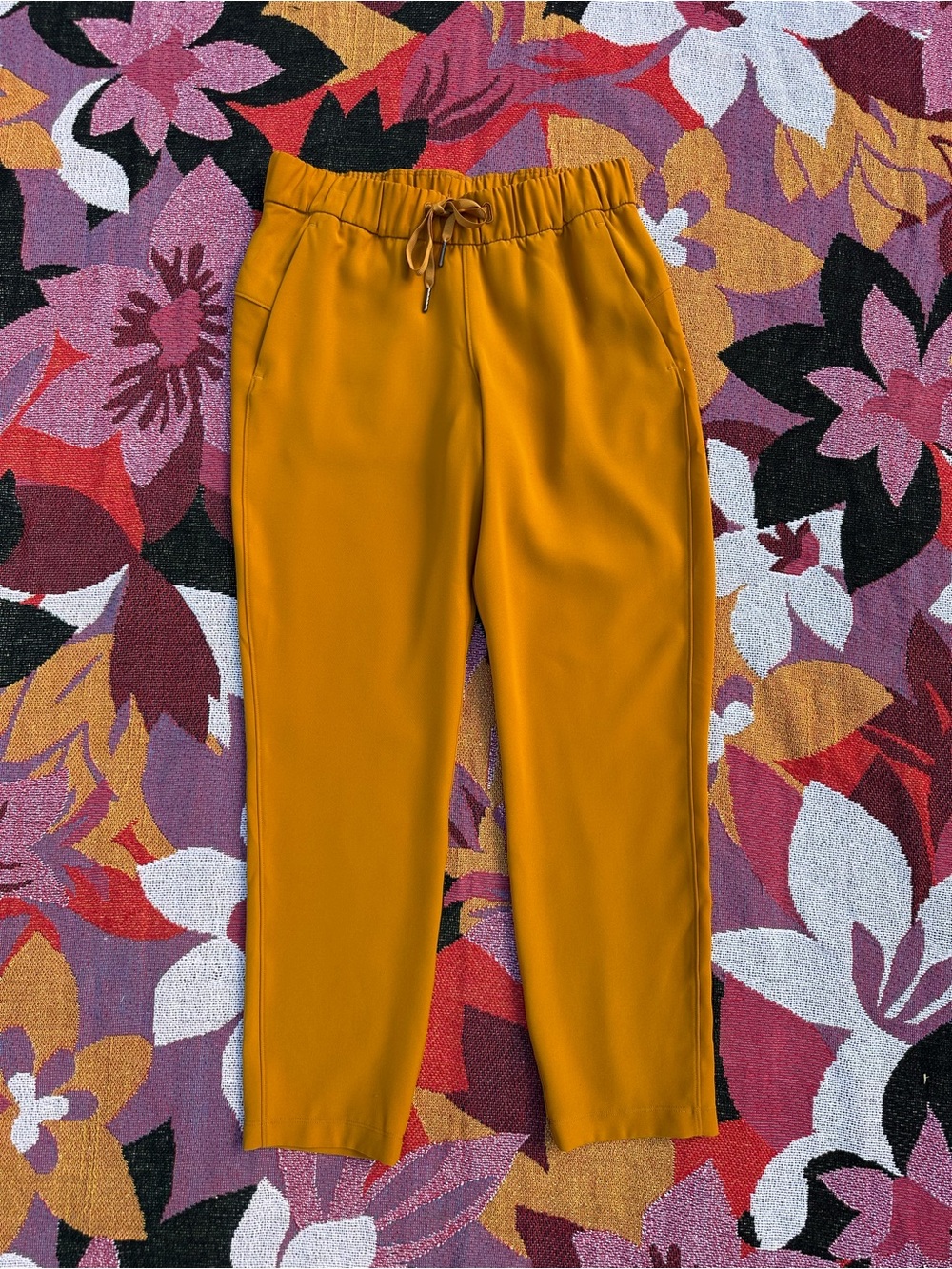 Lululemon On the Fly 7/8 Pant Fools Gold